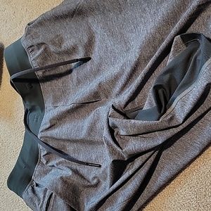Lululemon T.H.E Linerless 11" shorts